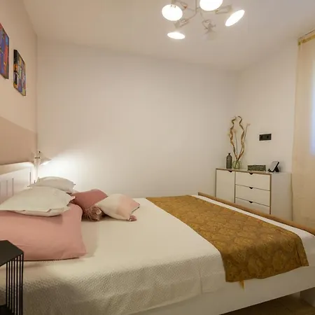 Vijula - With Private Parking Apartamento Komiža