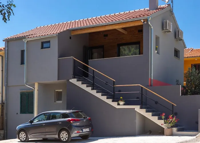 Apartment Vijula - With Private Parking Komiža